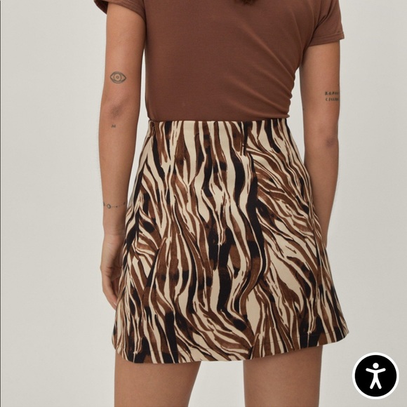 Zebra print mini skirt - Picture 3 of 3